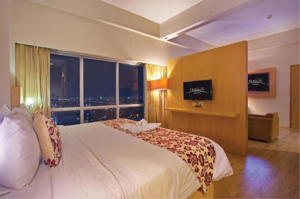 Horison Ultima Semarang Otel Dış mekan fotoğraf