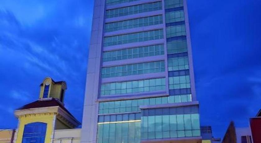 Horison Ultima Semarang Otel Dış mekan fotoğraf