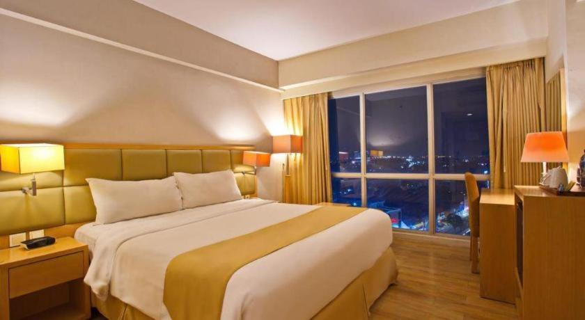 Horison Ultima Semarang Otel Dış mekan fotoğraf