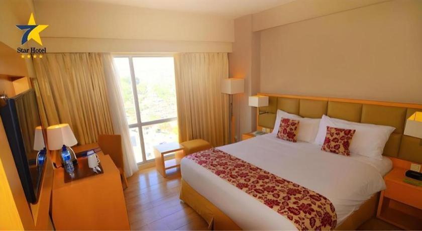 Horison Ultima Semarang Otel Dış mekan fotoğraf