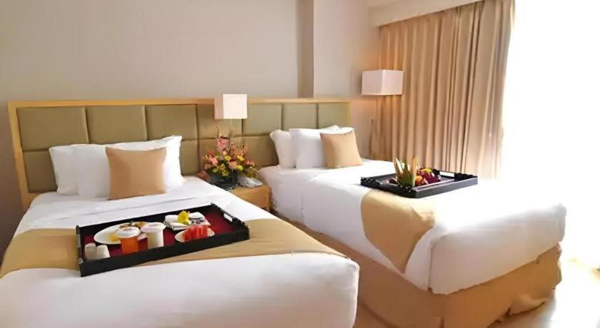 Horison Ultima Semarang Otel Dış mekan fotoğraf