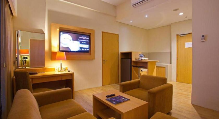 Horison Ultima Semarang Otel Dış mekan fotoğraf