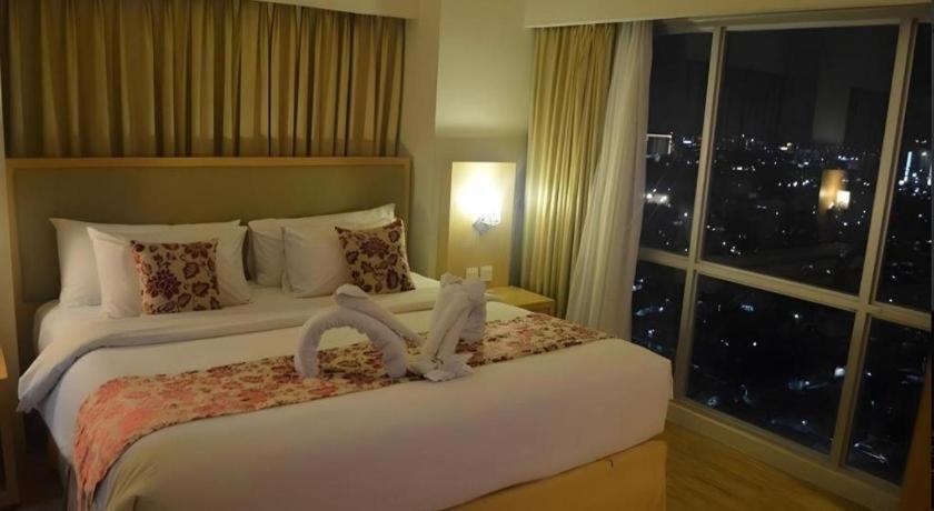 Horison Ultima Semarang Otel Dış mekan fotoğraf