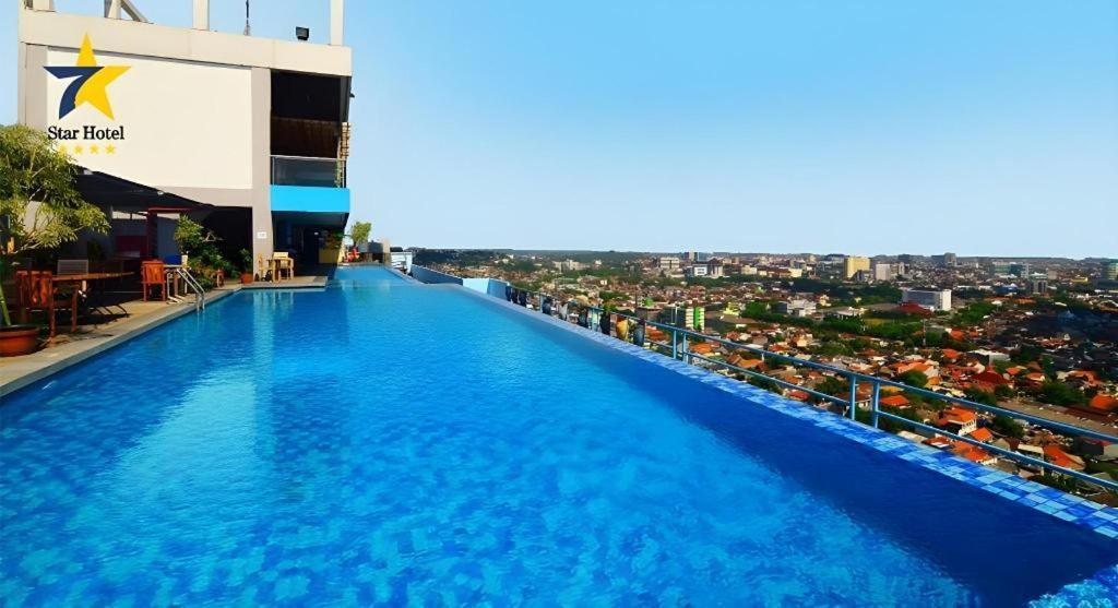 Horison Ultima Semarang Otel Dış mekan fotoğraf